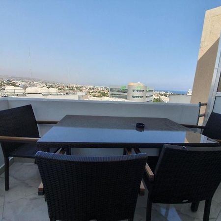 Great Views Apartment. Limassol Bagian luar foto