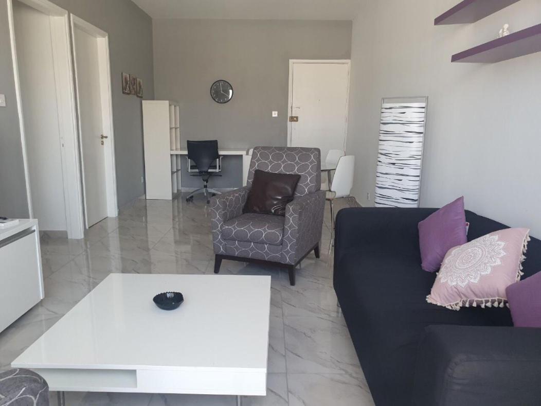 Great Views Apartment. Limassol Bagian luar foto