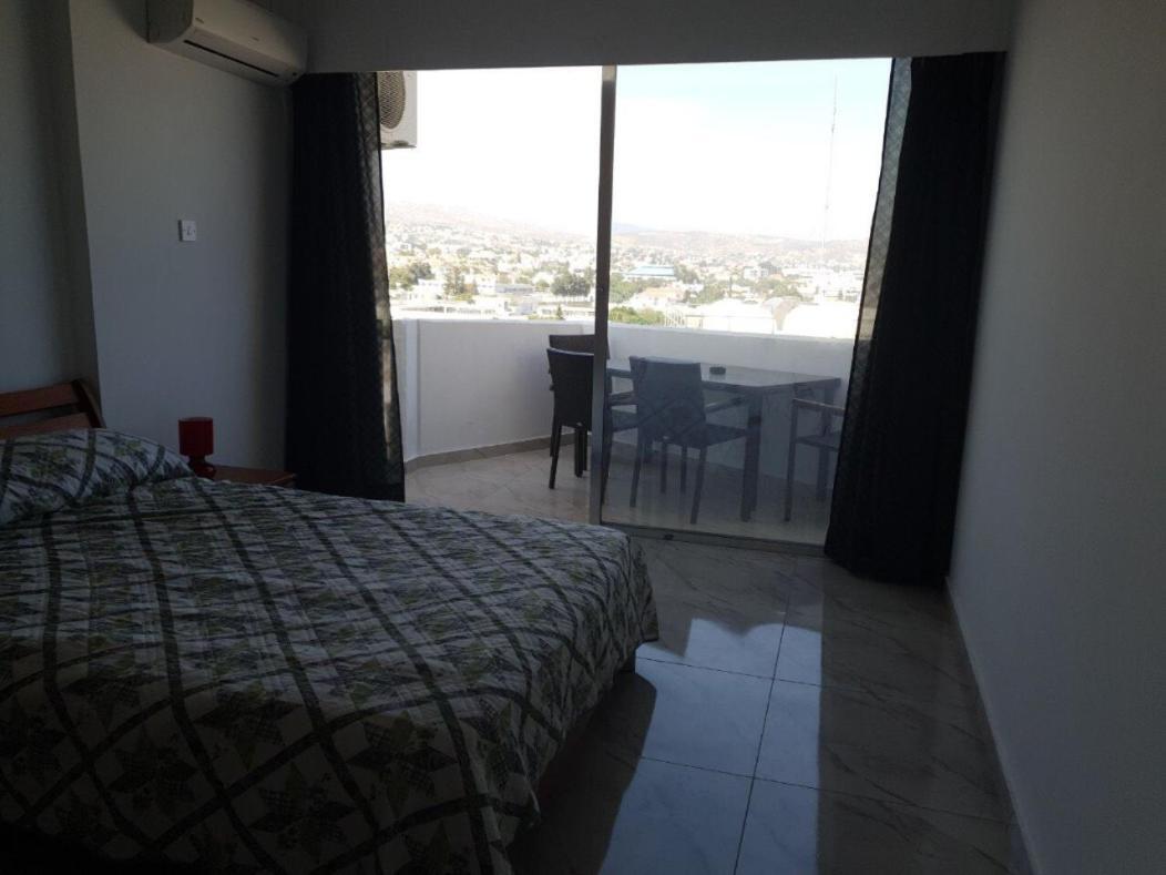 Great Views Apartment. Limassol Bagian luar foto