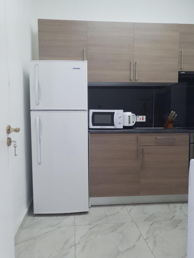 Great Views Apartment. Limassol Bagian luar foto